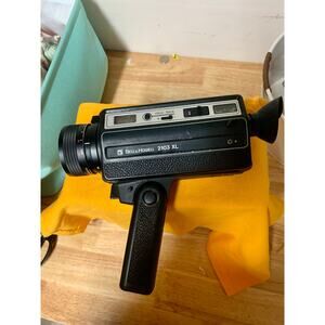Bell & Howell 2103 XL Super 8 Movie Camera 8.5–24mm Zoom Vintage 1970s- untested